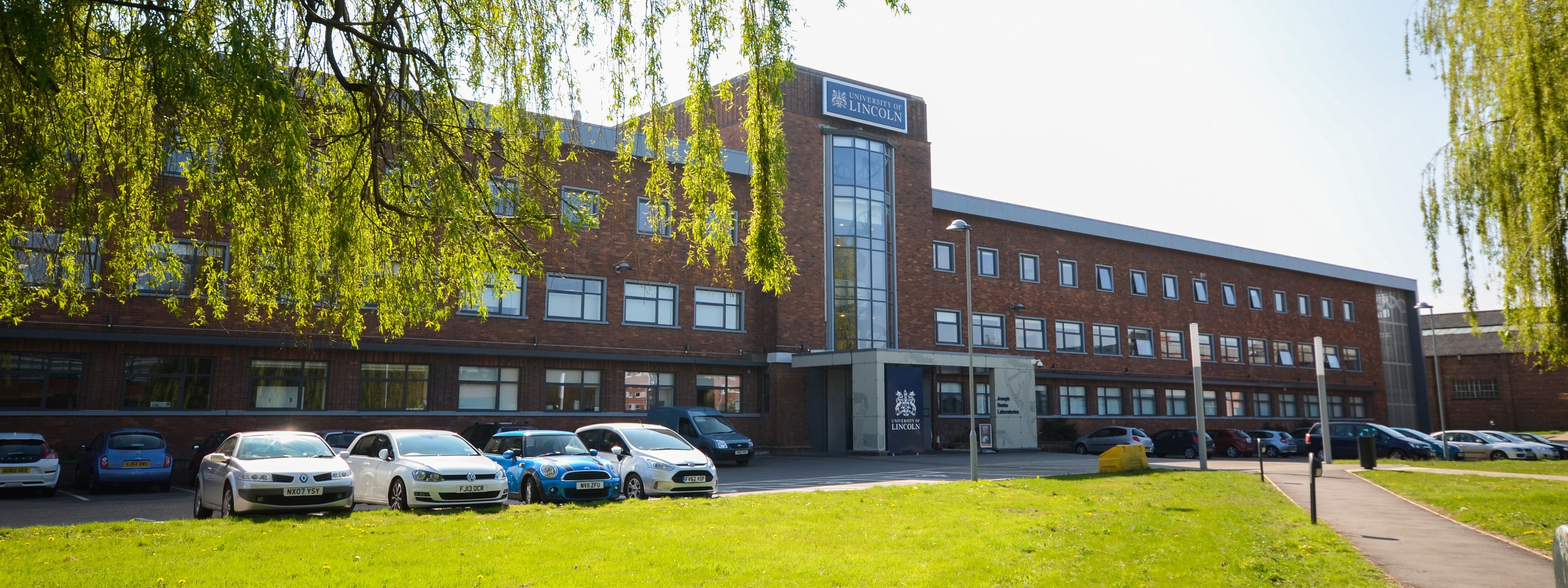 The exterior of the Joseph Banks Laboratories