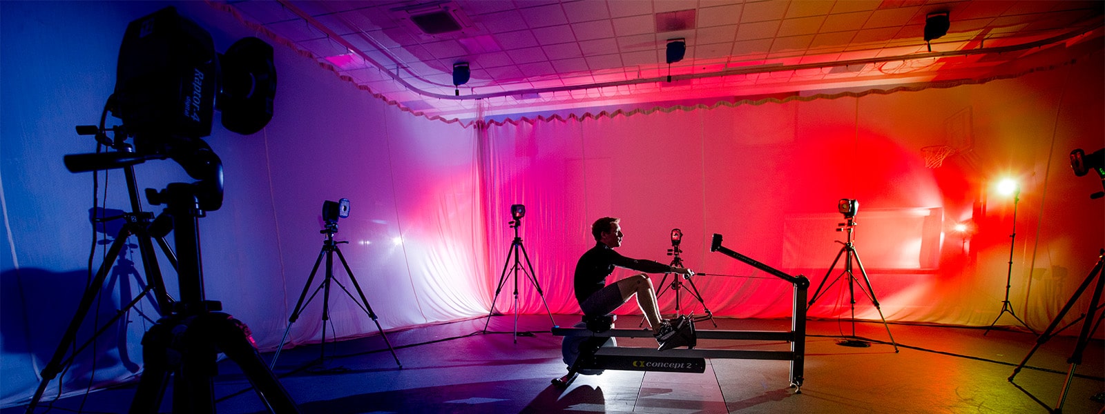 Rower in motion capture hub