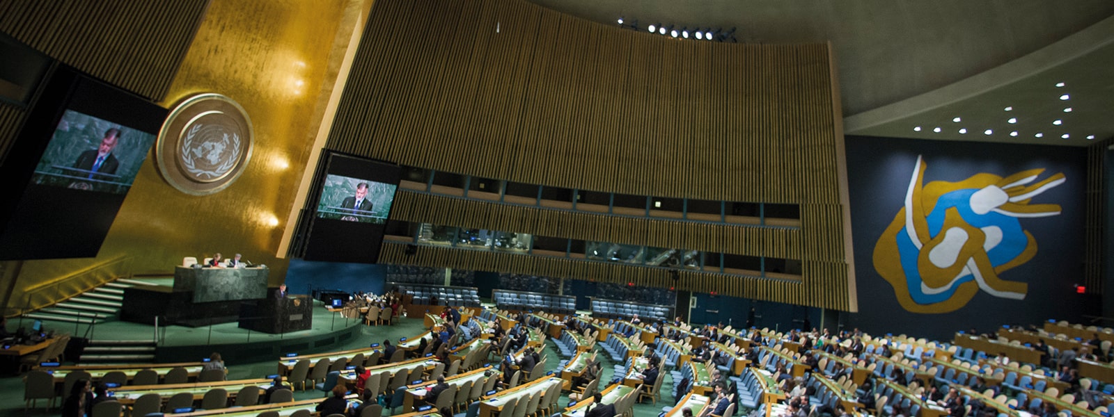 International Relations Header UG